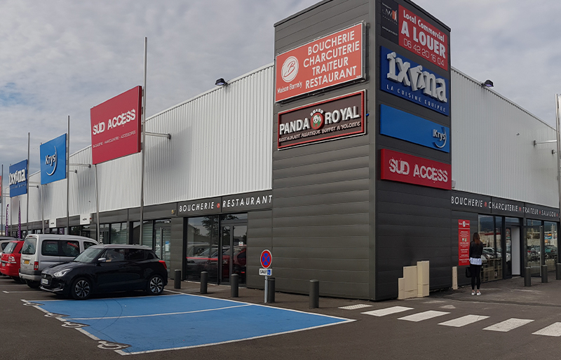 projet-zone-commercial-LES-3-ZEBRES-SPIE projet-zone-commercial-archeche-zebre